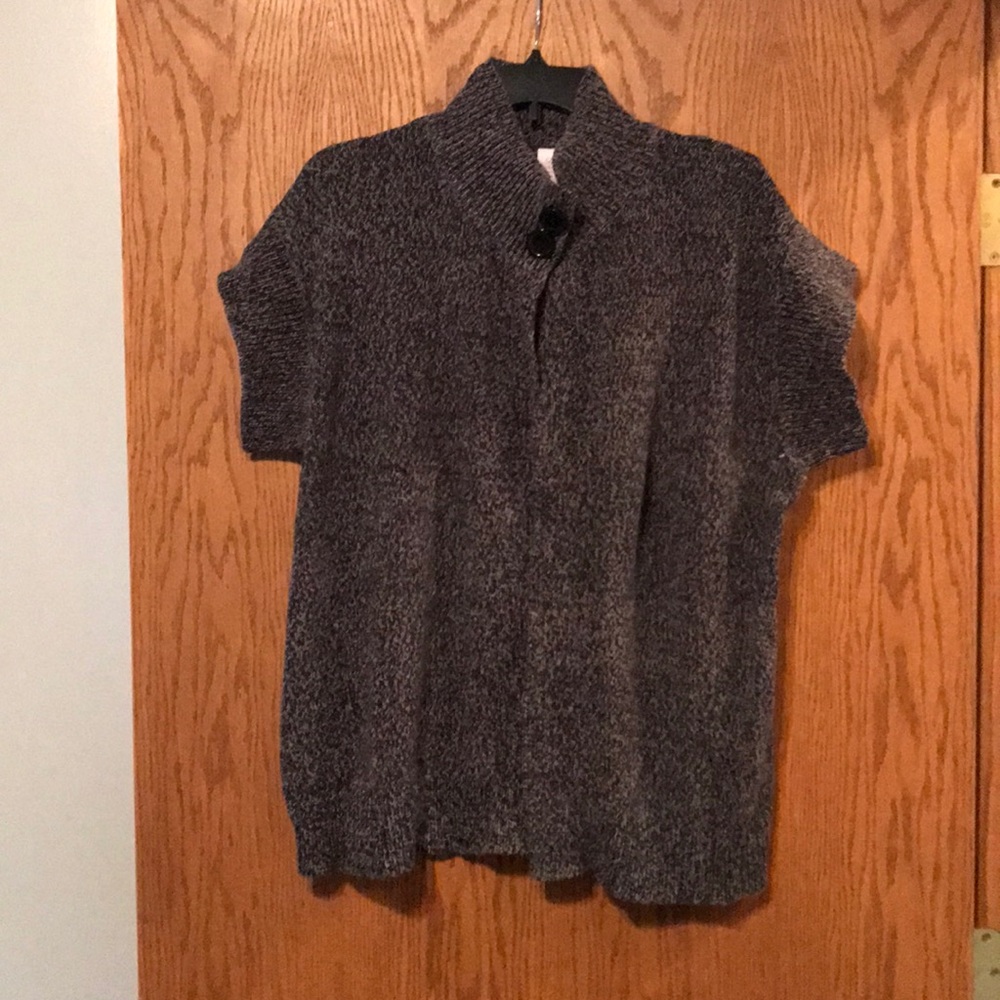 Sweater vest